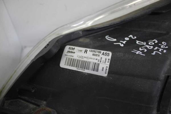 PHARE DROIT OPEL CORSA D 2011 - 2015 - Vue 3